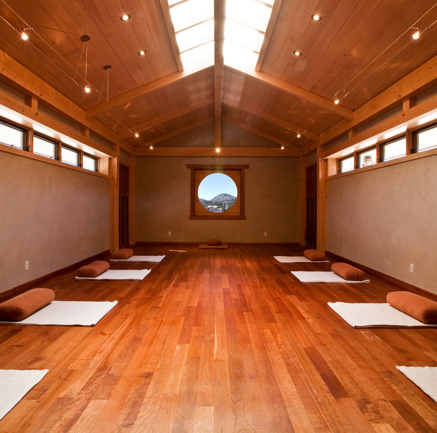 Prajna Yoga studio space
